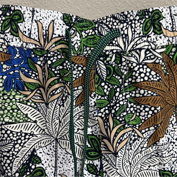 HOUSTON WHITE MENS Swim Trunks. Mesh Lined. Size XL - Picture 2 of 6